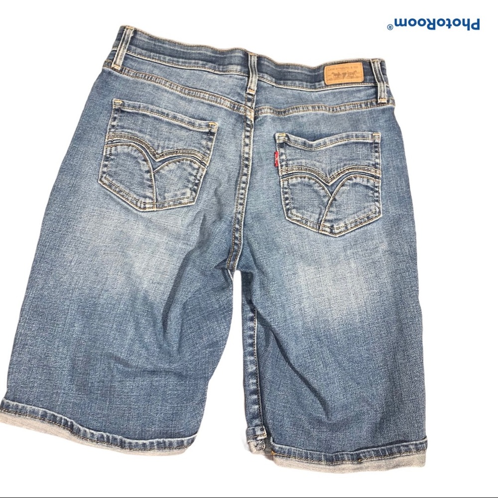 Levi’s perfect waist Shorts - Picture 4 of 6